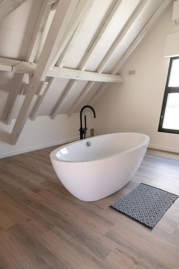 Farmhouse Hoeve Den Ast 5 Separate Bedrooms With Bathrooms Harelbeke Exterior foto